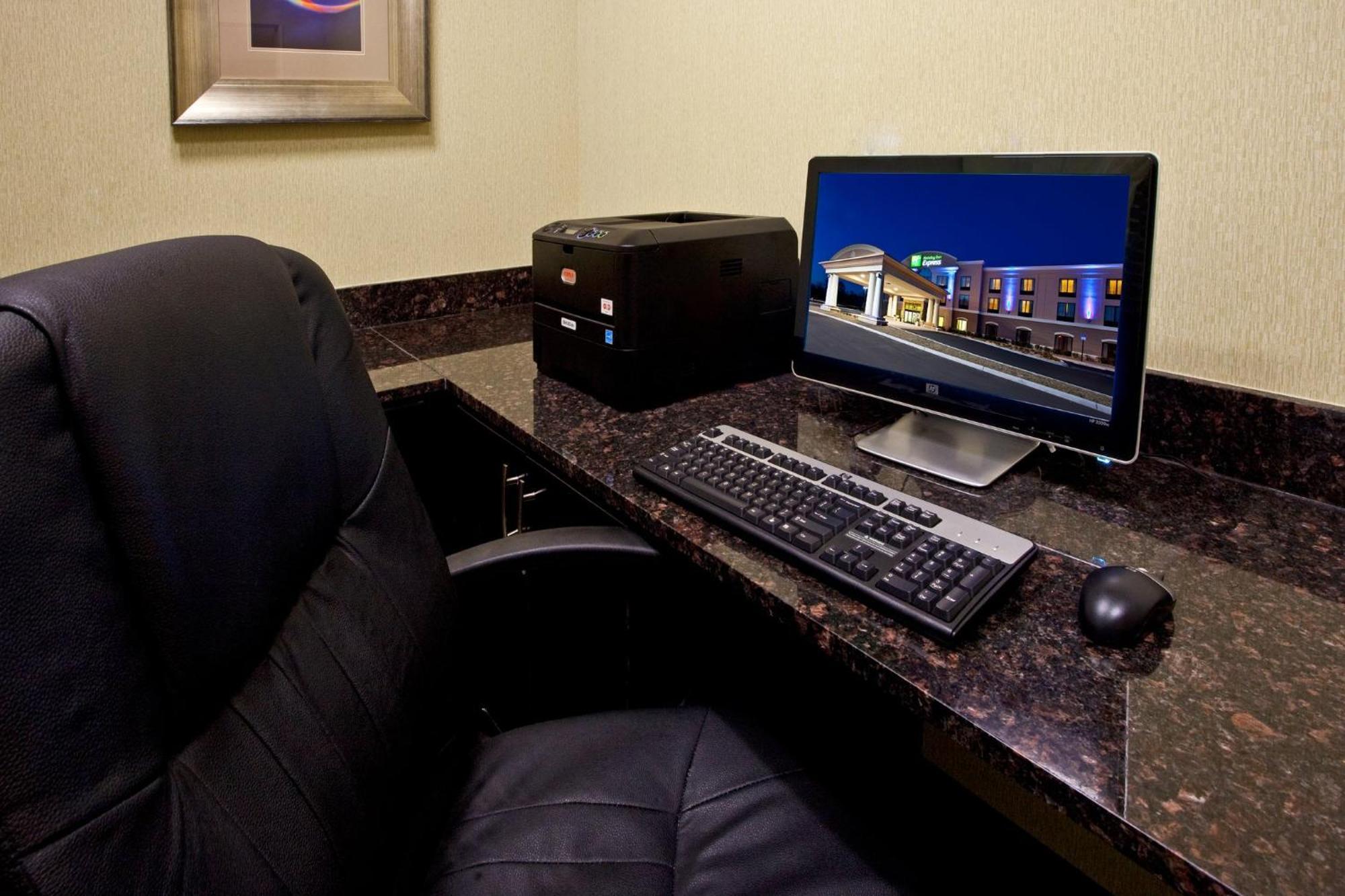 Holiday Inn Express & Suites Perry By Ihg Экстерьер фото